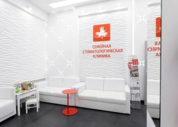Фото клиники "Семейная Стоматологическая Клиника на Аношкина" - 1